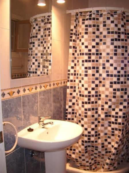 Hostal Villa Mercedes Chipiona Exteriör bild
